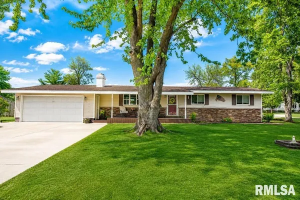 $214,900 | 18519 Main Street, Trivoli, IL 61569