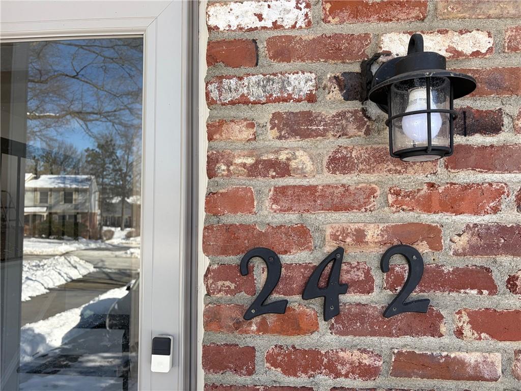 242 Quail Run Road Venetia, PA 15367 - Photo 2 of 14