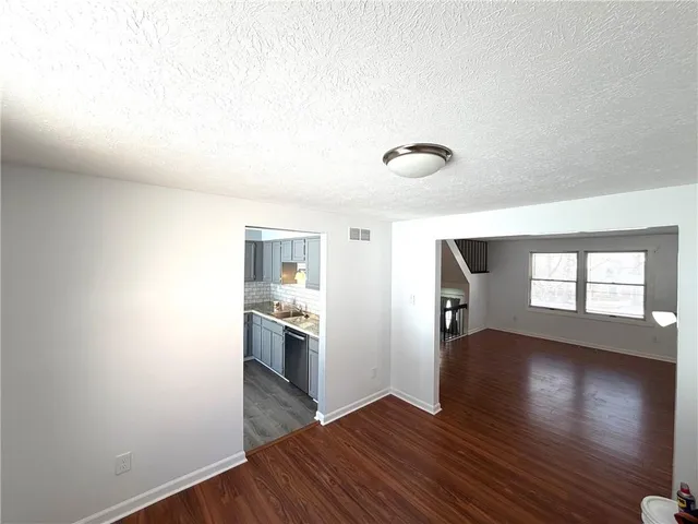 $1,550 | 242 Quail Run Road, Venetia, PA 15367