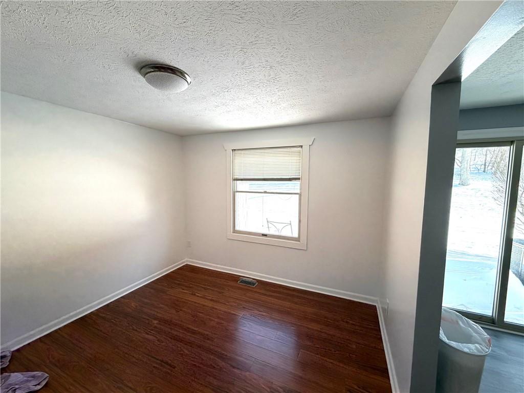 242 Quail Run Road Venetia, PA 15367 - Photo 6 of 14