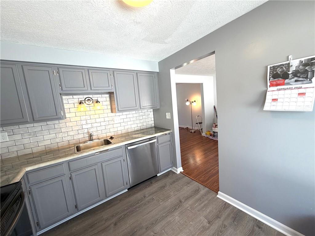 242 Quail Run Road Venetia, PA 15367 - Photo 8 of 14