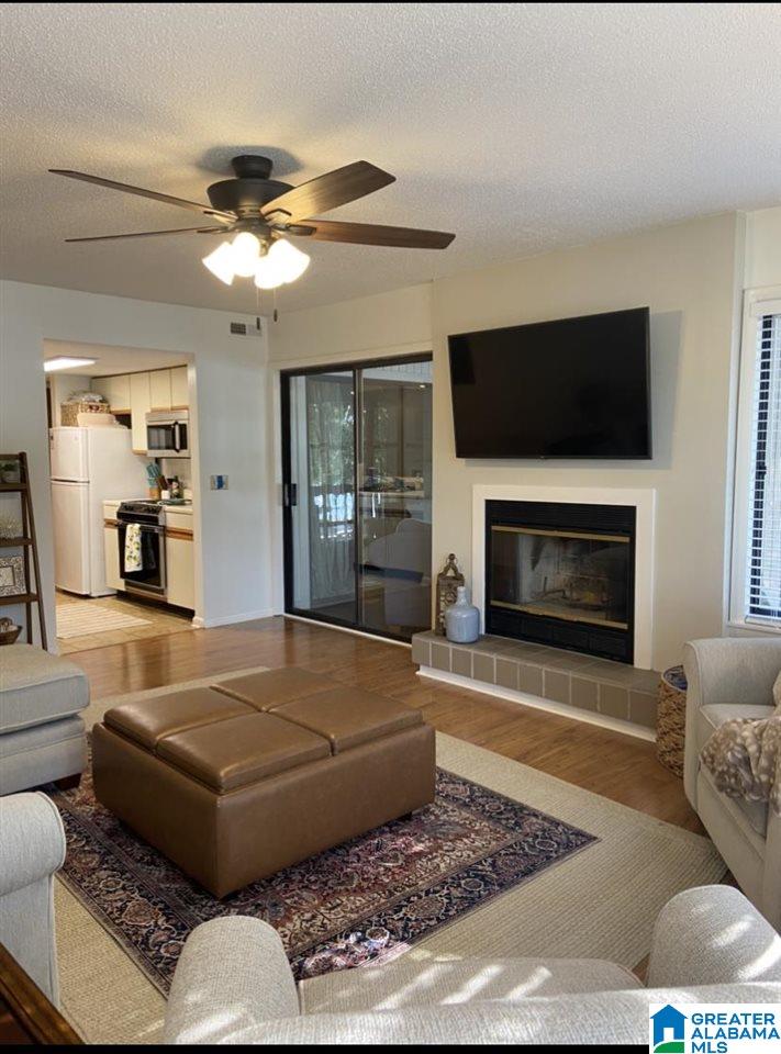 604 Paradise Isle, Unit 604 Riverside, AL 35135 - Photo 6 of 35 Gallery Image 6