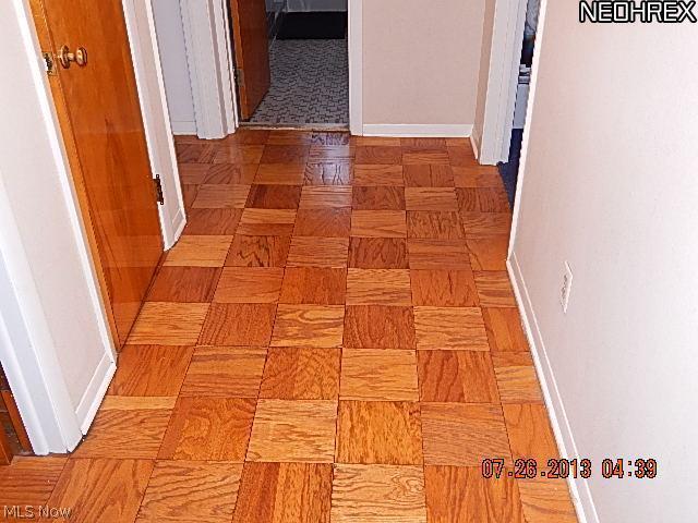 1082 Carver Road Cleveland, OH 44112 - Photo 10 of 21 Foyer
