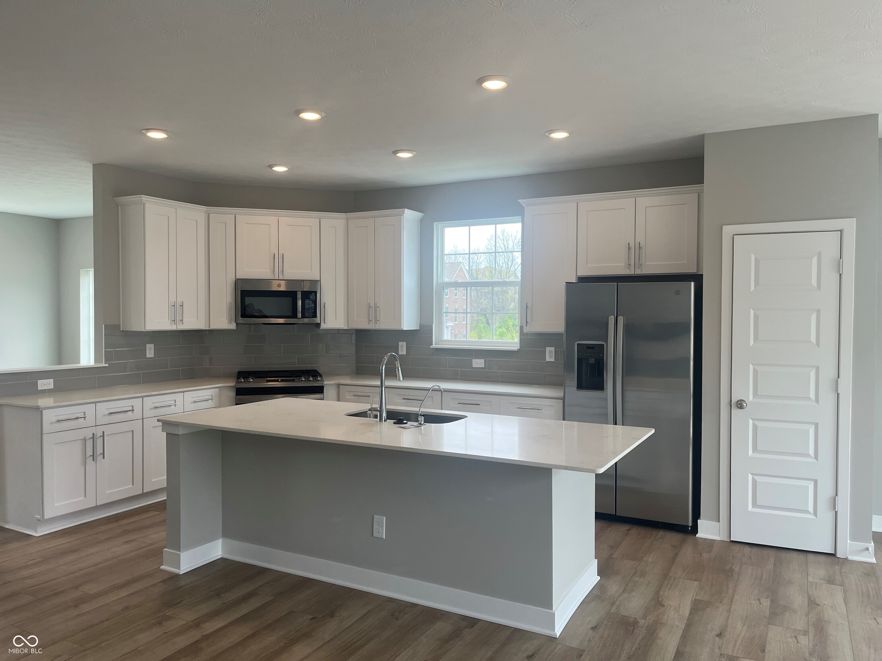 6910 Equality Boulevard Carmel, IN 46033 - Photo 5 of 23