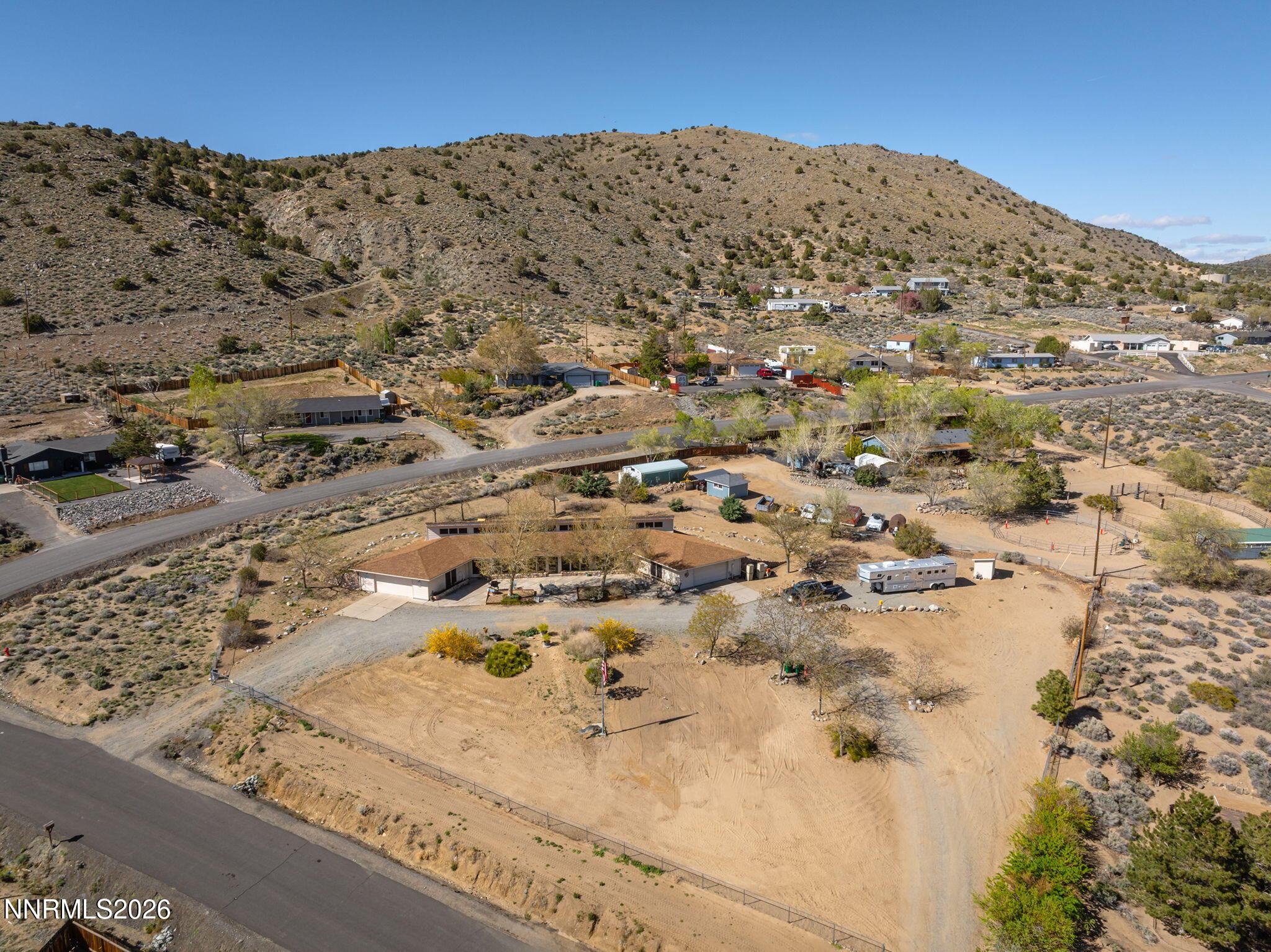 11995 Fir Drive Reno, NV 89506 - Photo 5 of 46 05