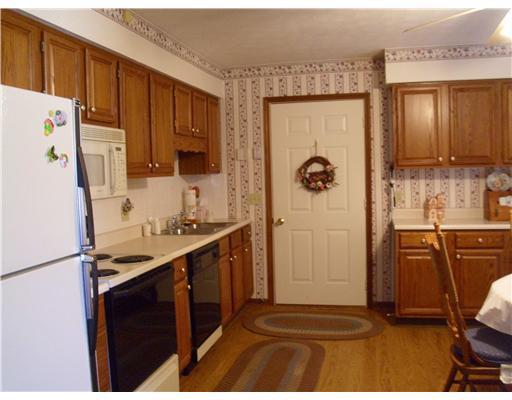 3154 Derr Road, Unit 3154 Springfield, OH 45503 - Photo 5 of 12 Gallery Image 5