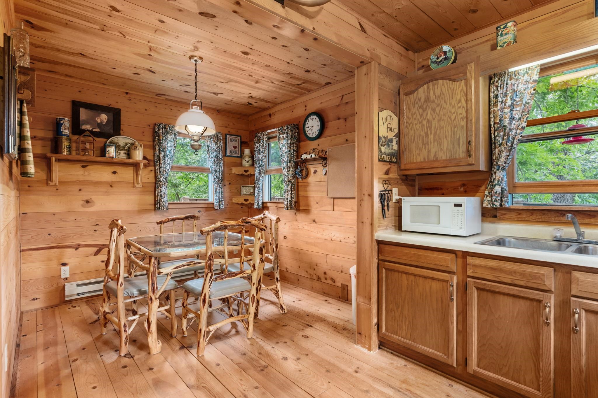 24891 Sunset Ridge Lane Eastman, WI 54626 - Photo 15 of 38