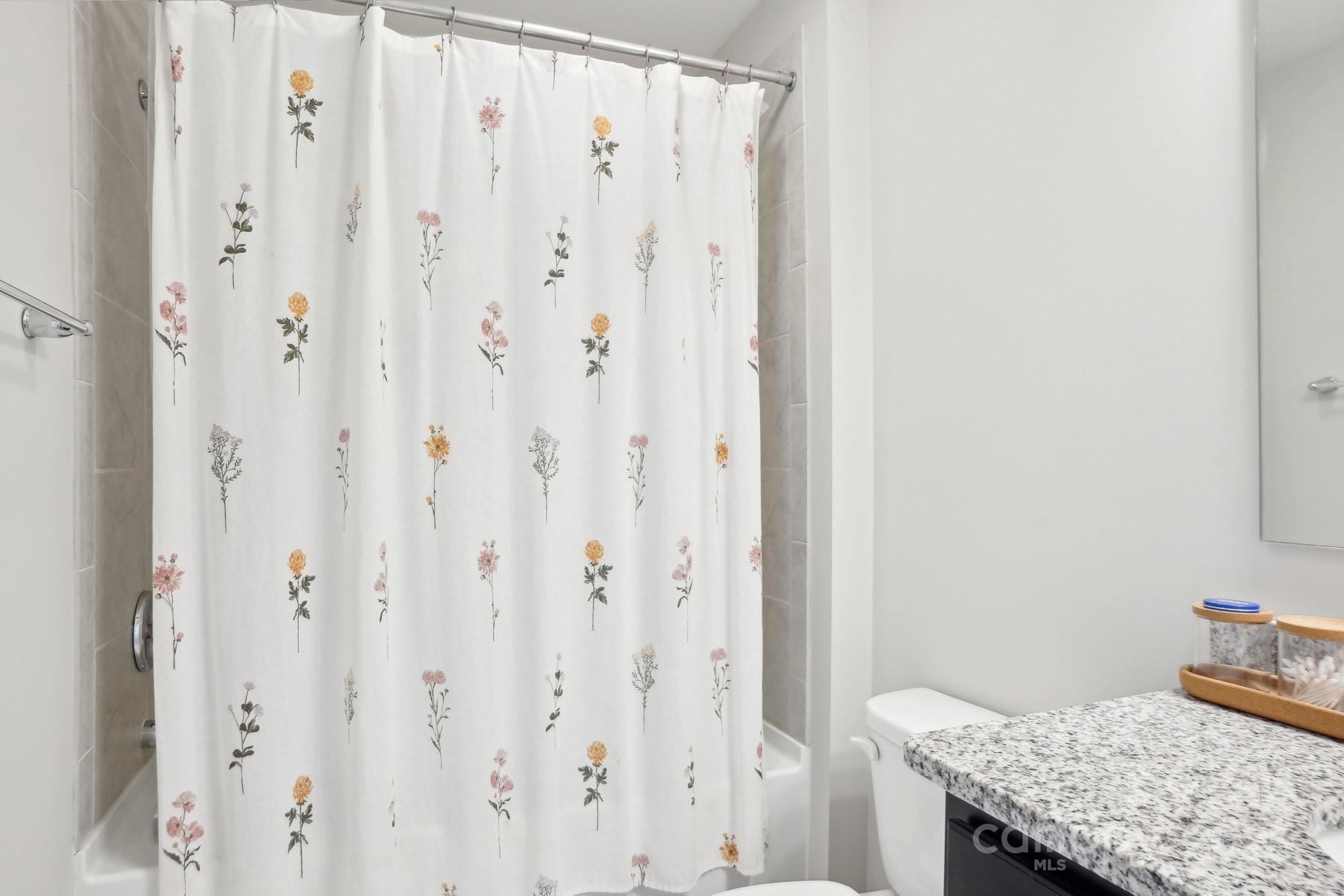 12461 Bryton Ridge Parkway Huntersville, NC 28078 - Photo 19 of 33 a room with a table and chairs