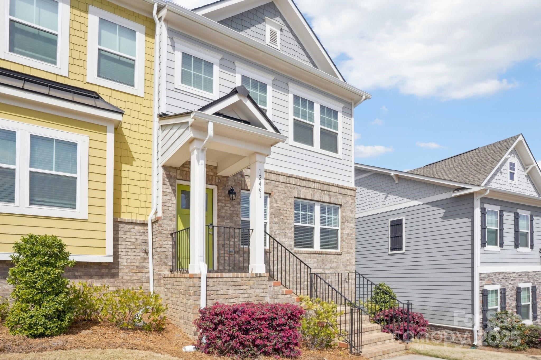 12461 Bryton Ridge Parkway Huntersville, NC 28078 - Photo 2 of 33 front view of a house