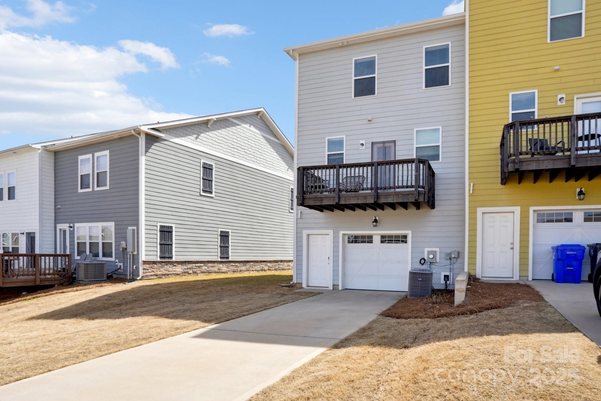 12461 Bryton Ridge Parkway Huntersville, NC 28078 - Photo 31 of 33 a front view of a house with a garage