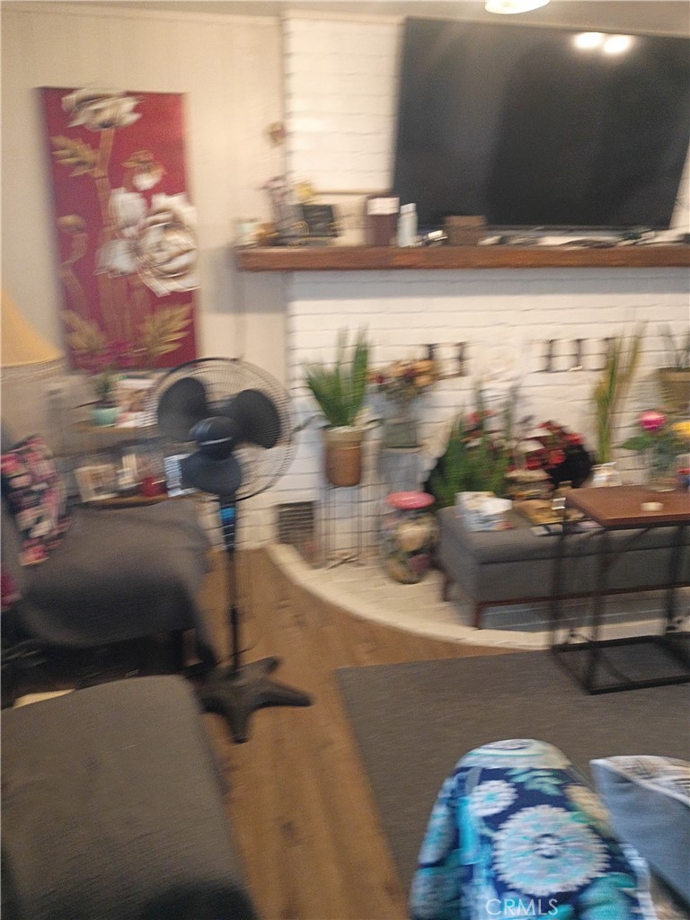 201 South Greenlawn Street Ridgecrest, CA 93555 - Photo 27 of 31 a bunch of bottles sitting on a table