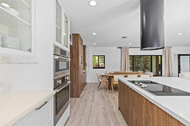 $6,900,000 | 116 West 1st Court, Miami Beach, FL 33139