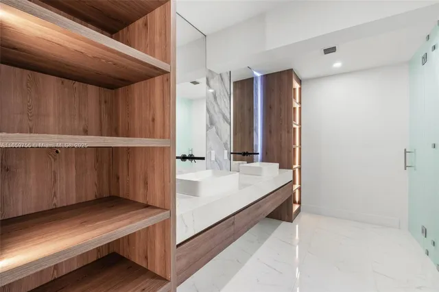 $6,900,000 | 116 West 1st Court, Miami Beach, FL 33139