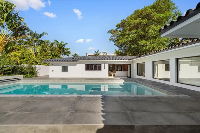 $6,900,000 | 116 West 1st Court, Miami Beach, FL 33139