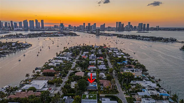 $6,900,000 | 116 West 1st Court, Miami Beach, FL 33139