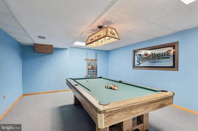 a front view of house with yard