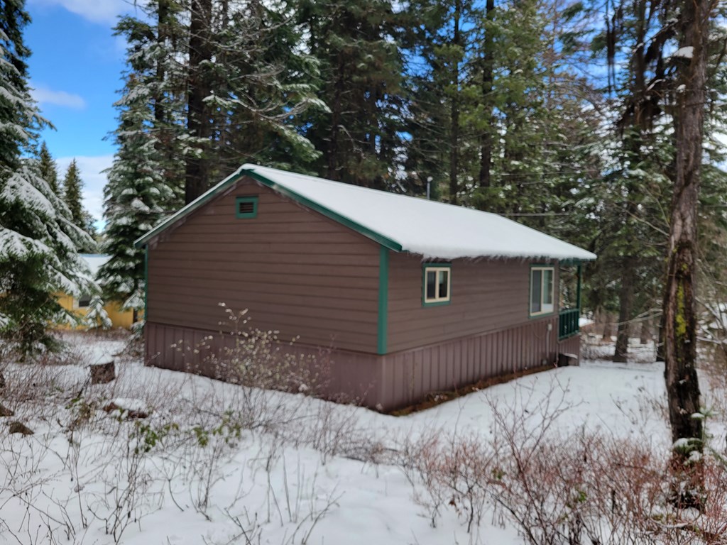 653 Docs Court Cascade, ID 83611 - Photo 2 of 26