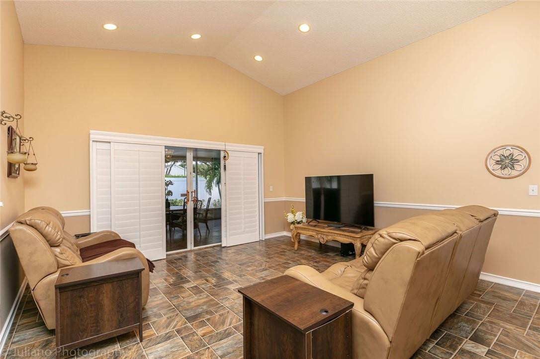 22352 Overture Circle Boca Raton, FL 33428 - Photo 8 of 27 Photo 8