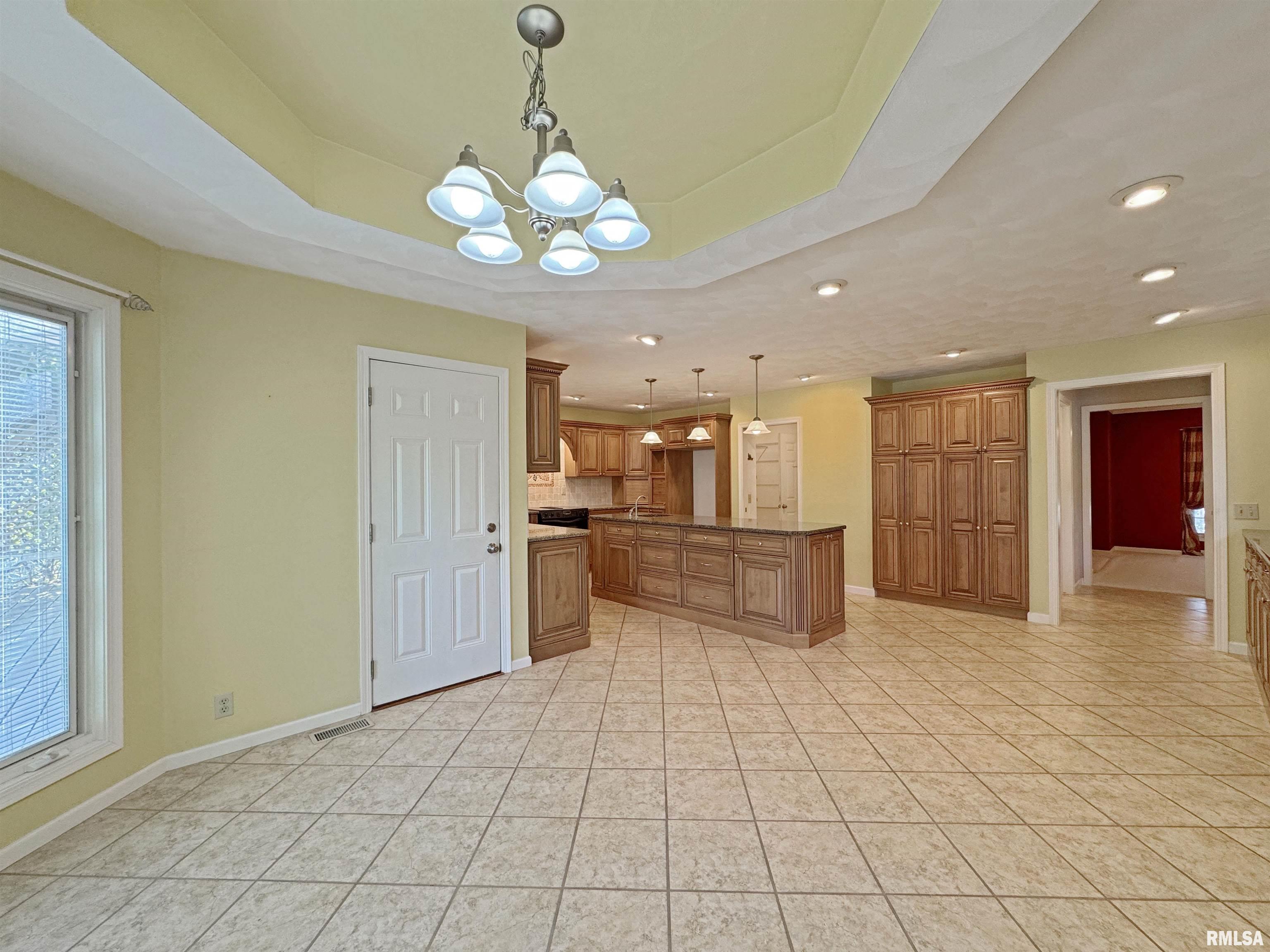 1968 Chestnut Lane Washington, IL 61571 - Photo 21 of 66