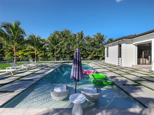 $26,500 | 250 Northwest 129th Avenue, Miami, FL 33182