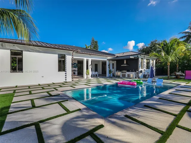 $26,500 | 250 Northwest 129th Avenue, Miami, FL 33182