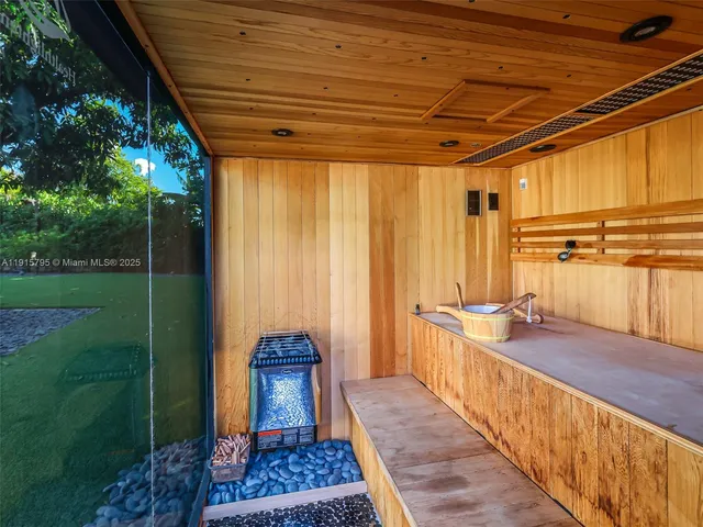 $26,500 | 250 Northwest 129th Avenue, Miami, FL 33182