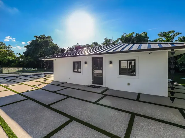 $26,500 | 250 Northwest 129th Avenue, Miami, FL 33182