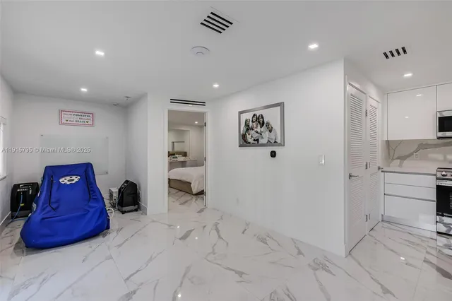 $26,500 | 250 Northwest 129th Avenue, Miami, FL 33182