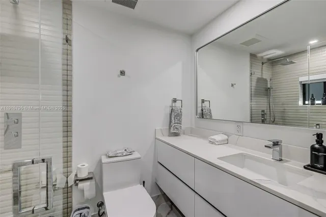 $26,500 | 250 Northwest 129th Avenue, Miami, FL 33182