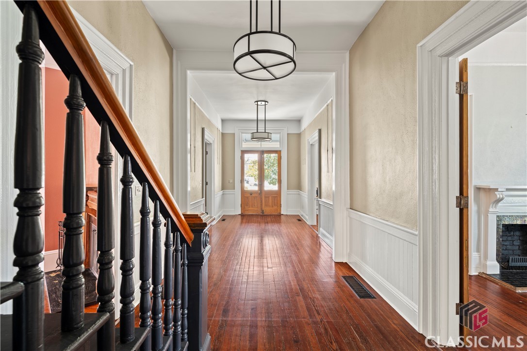 258 Springdale Street Athens, GA 30606 - Photo 5 of 37 Gallery Image 5