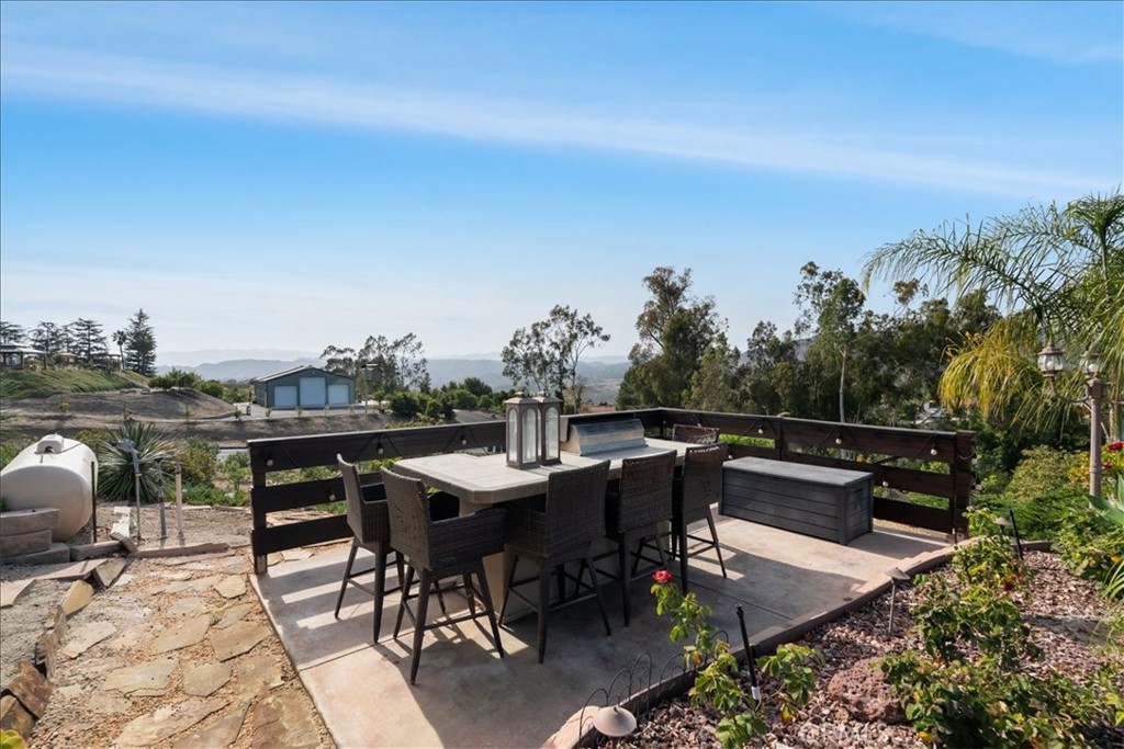 1509 Macadamia Drive Fallbrook, CA 92028 - Photo 35 of 50 Outdoor BBQ area