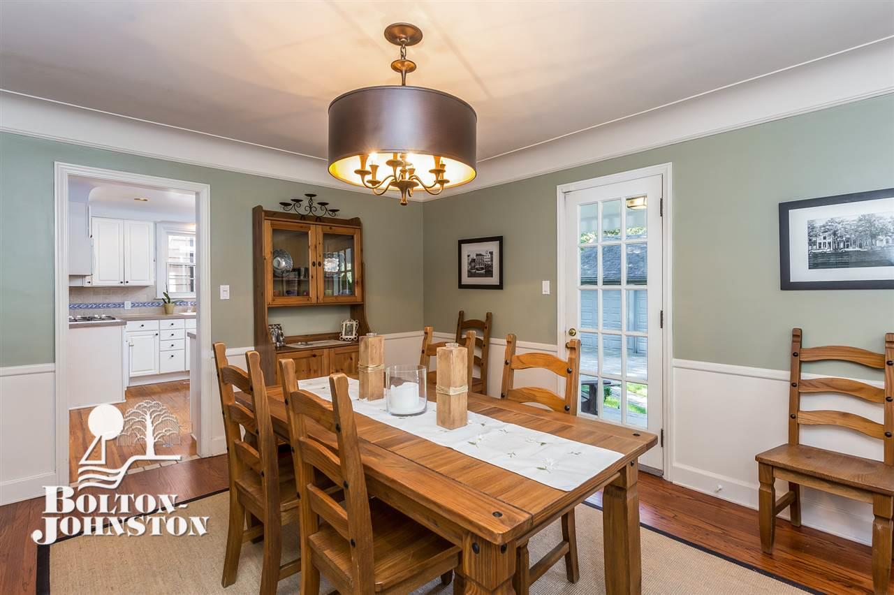 317 Merriweather Road Grosse Pointe Farms, MI 48236 - Photo 15 of 52