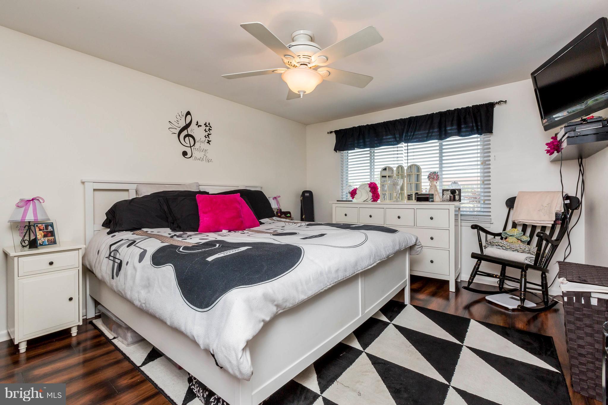 5303 Balistan Road Baltimore, MD 21237 - Photo 15 of 26 Bedroom (Master)