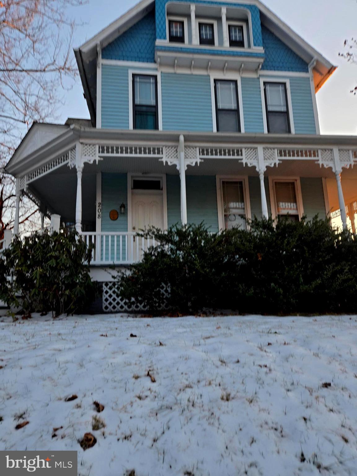 208 West Isabella Street Salisbury, MD 21801 - Photo 9 of 14 a front view of a house