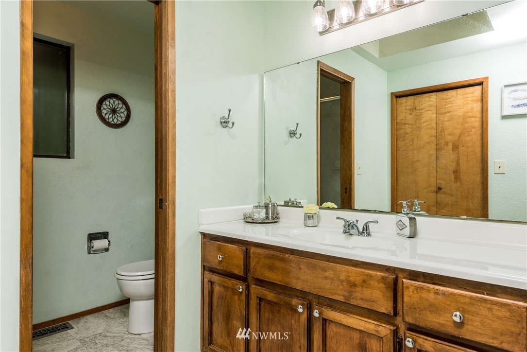 20925 30th Drive Southeast Bothell, WA 98021 - Photo 15 of 21