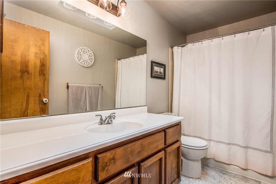 20925 30th Drive Southeast Bothell, WA 98021 - Photo 17 of 21