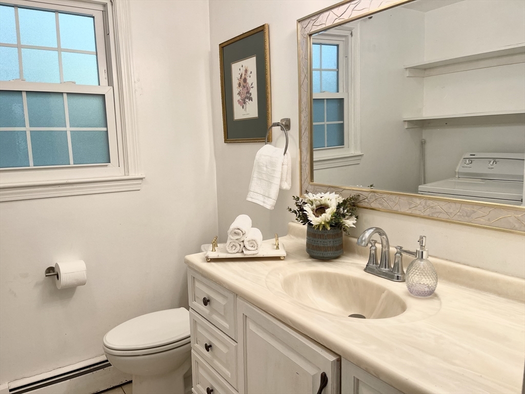 42 Jackson Drive Acton, MA 01720 - Photo 20 of 39 a bathroom with a sink and a toilet