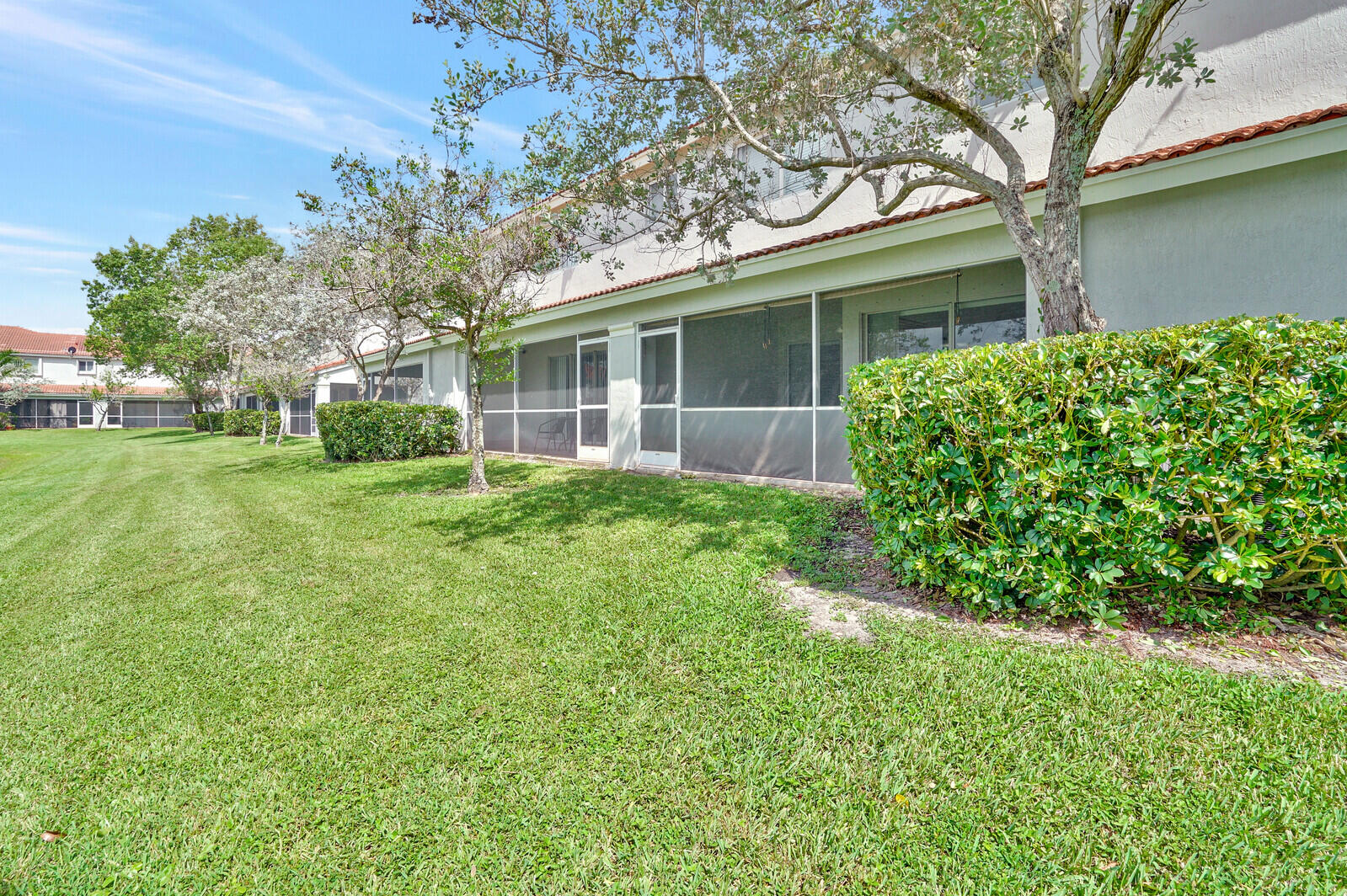 7117 Hawks Nest Terrace Riviera Beach, FL 33407 - Photo 19 of 22 Back Exterior