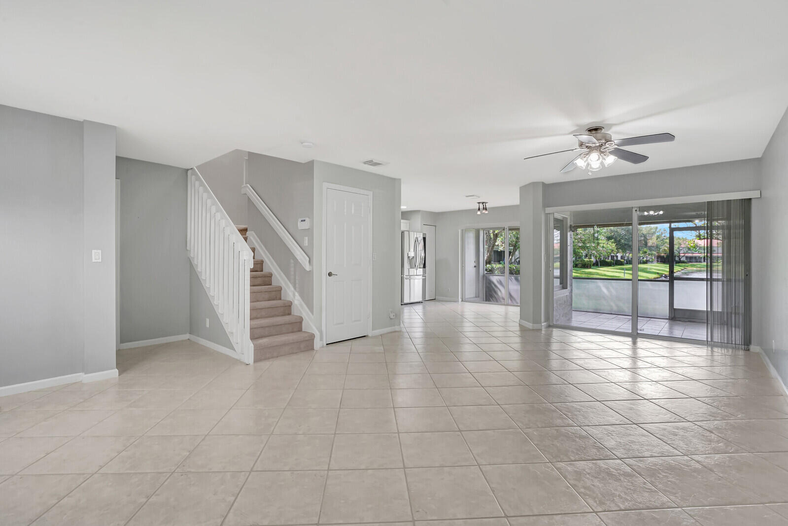 7117 Hawks Nest Terrace Riviera Beach, FL 33407 - Photo 3 of 22 Living Room