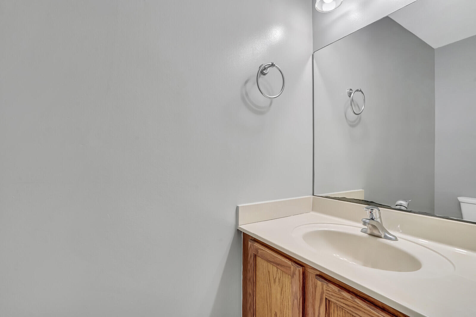 7117 Hawks Nest Terrace Riviera Beach, FL 33407 - Photo 9 of 22 Half Bathroom