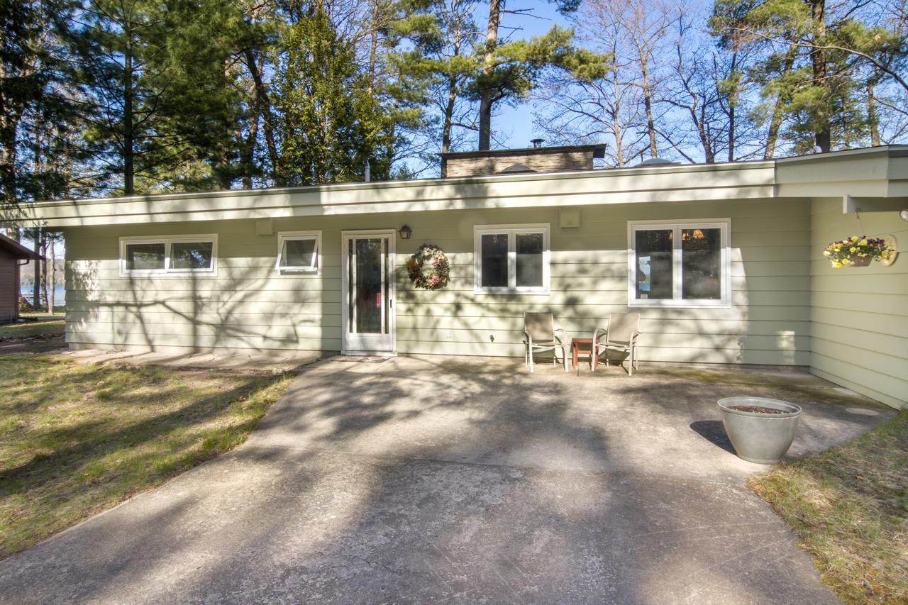 9396 Fairview Road Williamsburg, MI 49690 - Photo 8 of 66 1921827-69ad761d-df53-4929-a98a-f6458ff794c3.JPG