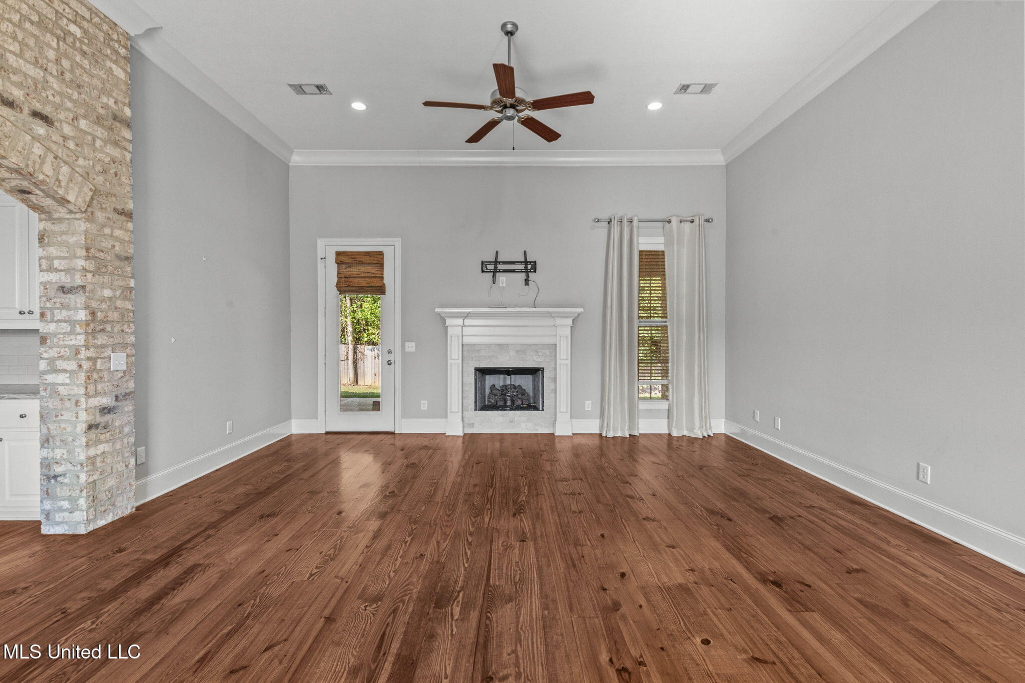 258 Falls Crossing Madison, MS 39110 - Photo 5 of 39 11-web-or-mls-258 Falls Crossing-11