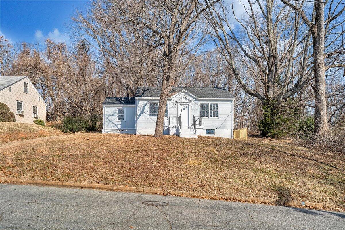 935 Myrtle Road Martinsville, VA 24112 - Photo 27 of 29 27-MIB09707