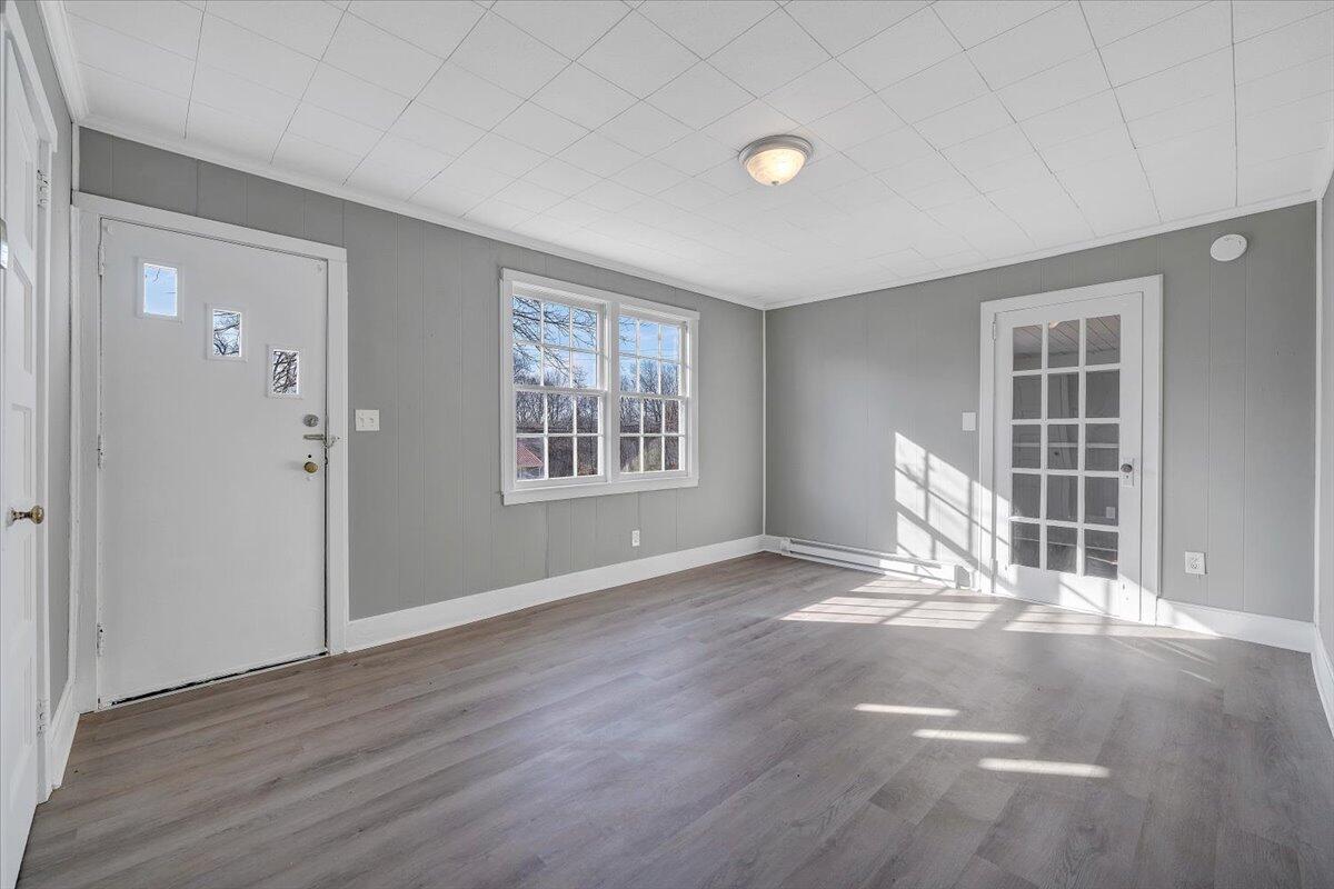 935 Myrtle Road Martinsville, VA 24112 - Photo 3 of 29 03-MIB09617