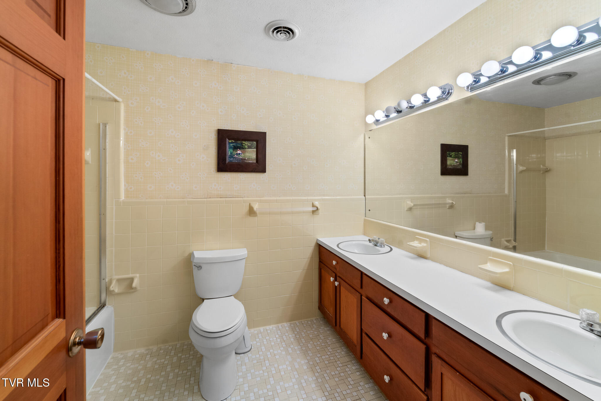 19312 Bethel Road Abingdon, VA 24211 - Photo 22 of 45 DSC02040 (1)