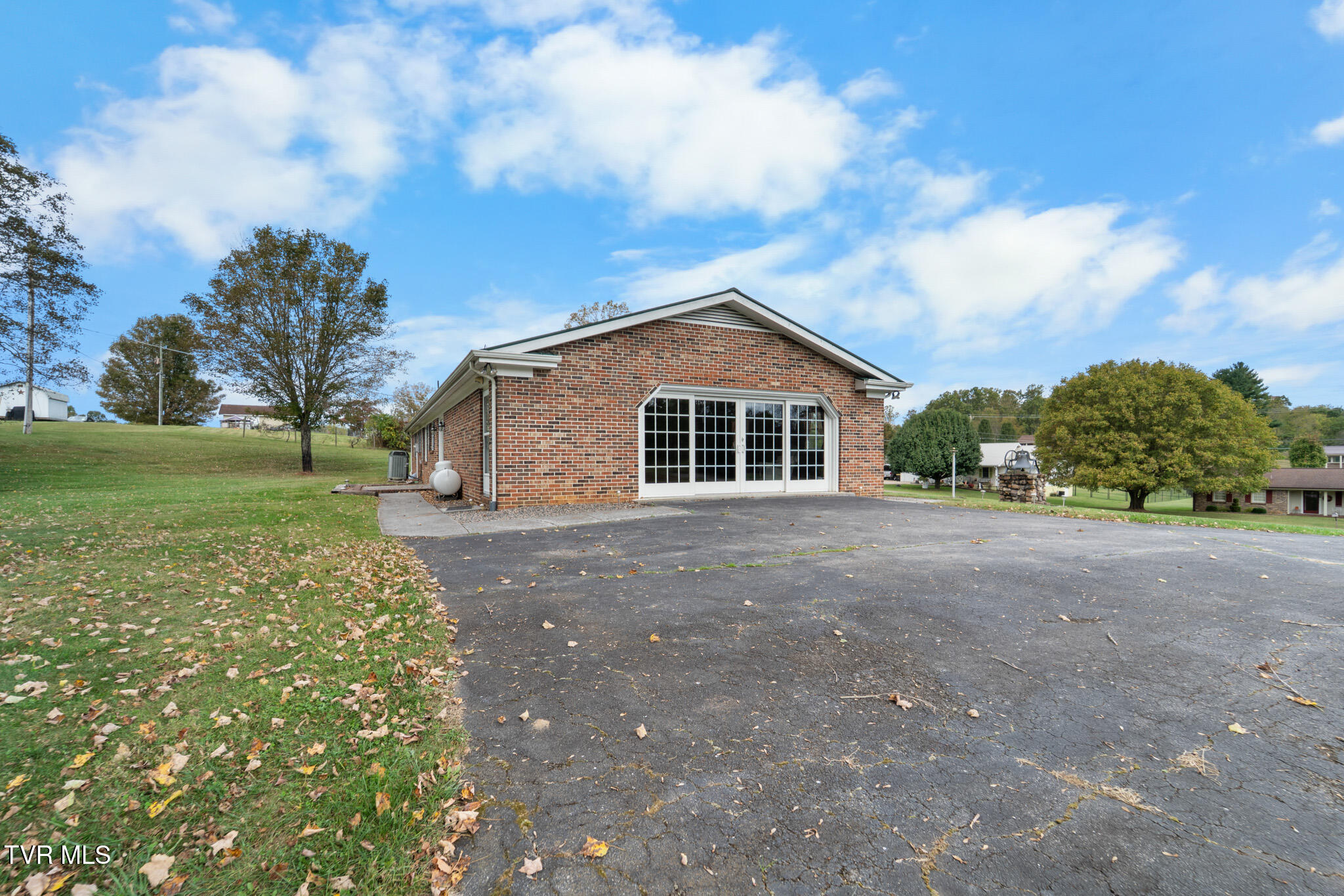 19312 Bethel Road Abingdon, VA 24211 - Photo 5 of 45 DSC01925