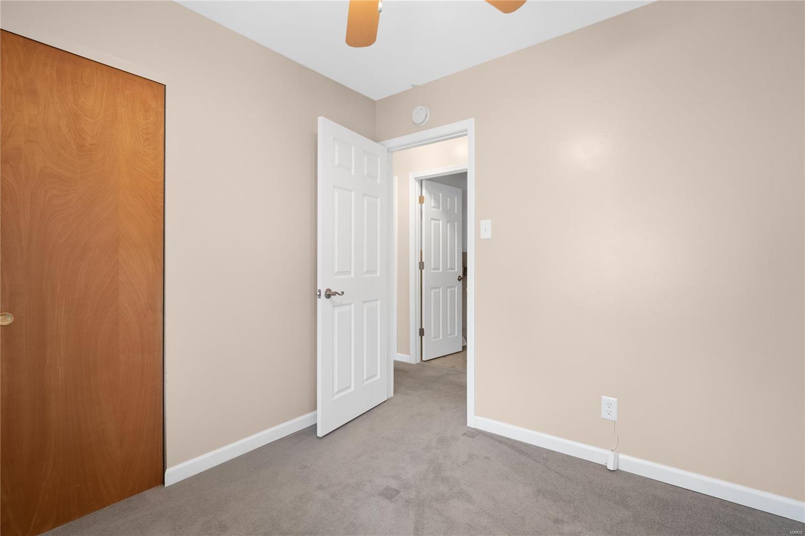 10376 Lackland Road Overland, MO 63114 - Photo 15 of 35 Gallery Image 15