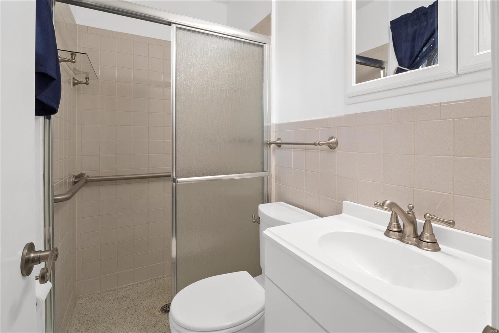 10376 Lackland Road Overland, MO 63114 - Photo 21 of 35 Gallery Image 21