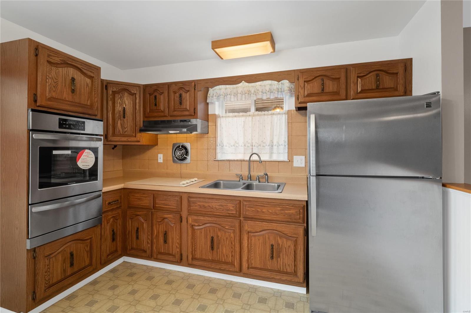 10376 Lackland Road Overland, MO 63114 - Photo 10 of 35 Gallery Image 10