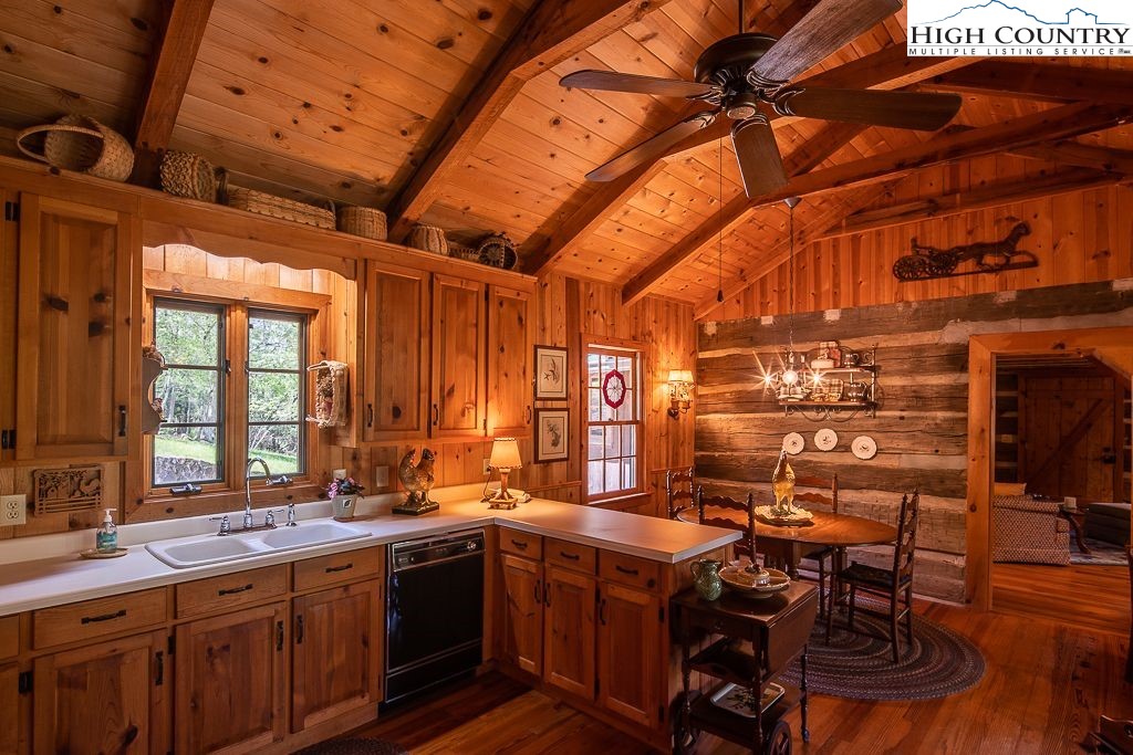 444 Chinquapin Ridge Road Scottville, NC 28672 - Photo 16 of 50 Gallery Image 16